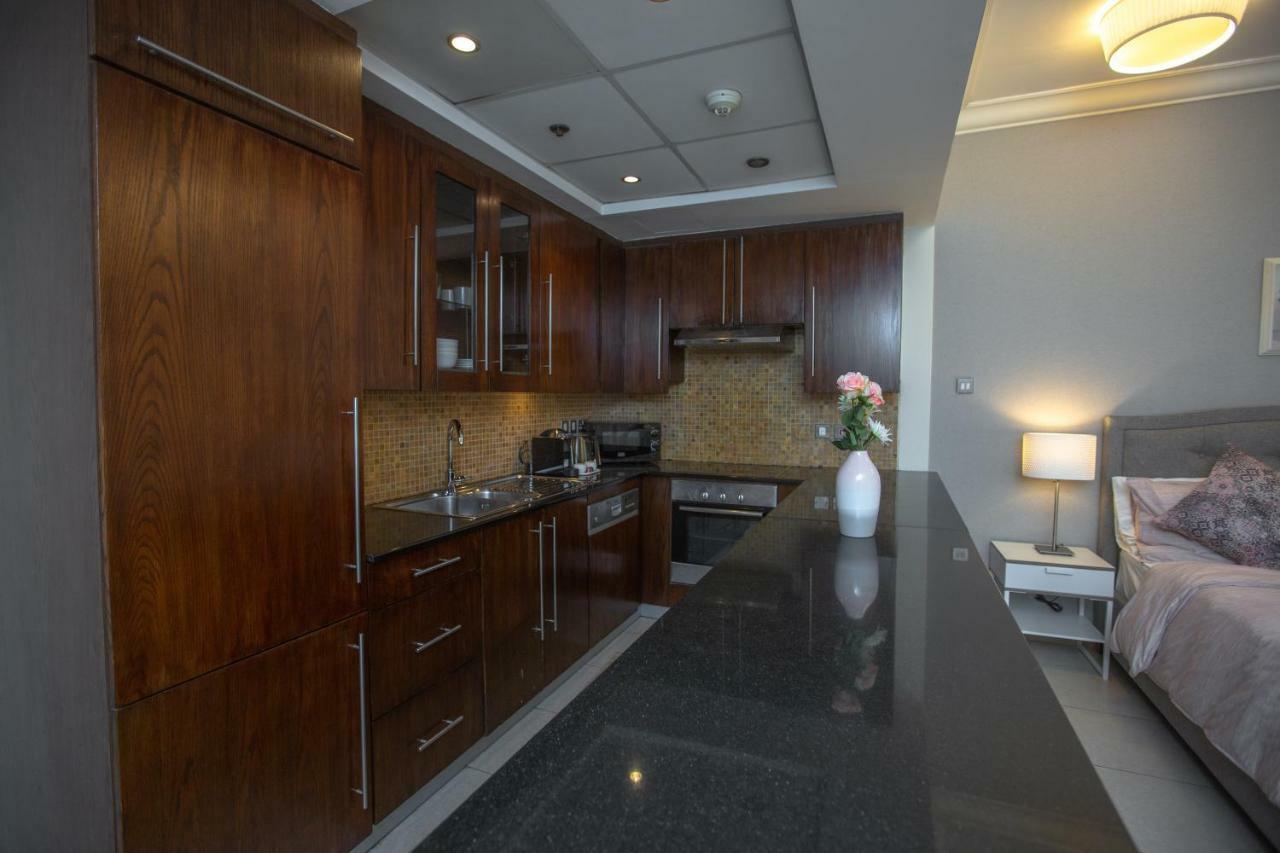 Prime Retreats - Downtown Dubai Apartment Ngoại thất bức ảnh